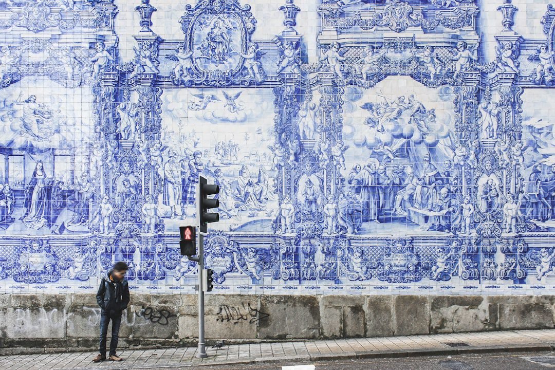 O visto CPLP em Portugal oferece acesso a oportunidades de trabalho e desenvolvimento pessoal.