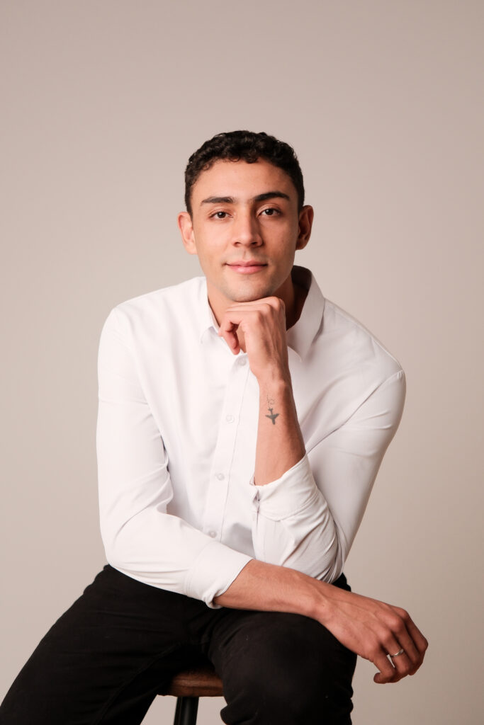 Kevin – Controller Administrativo / Comercial Internacional